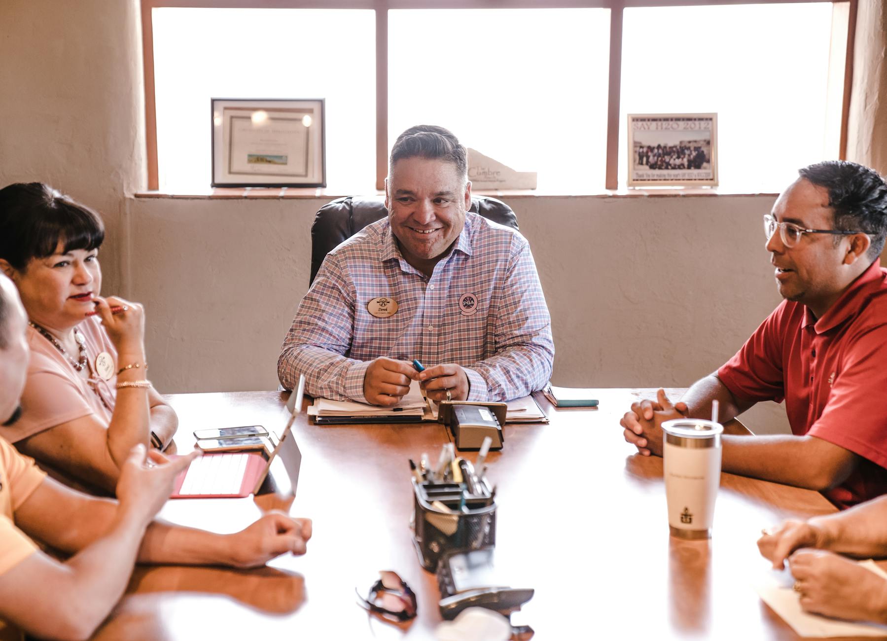 European policymakers discussing carbon market measures amid ongoing energy price pressures