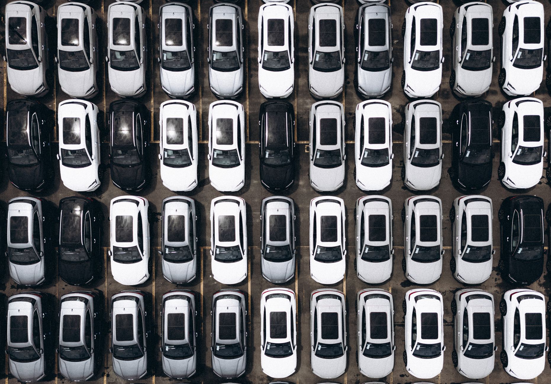 European and Chinese trade officials discuss electric vehicle exports and economic cooperation during negotiations.